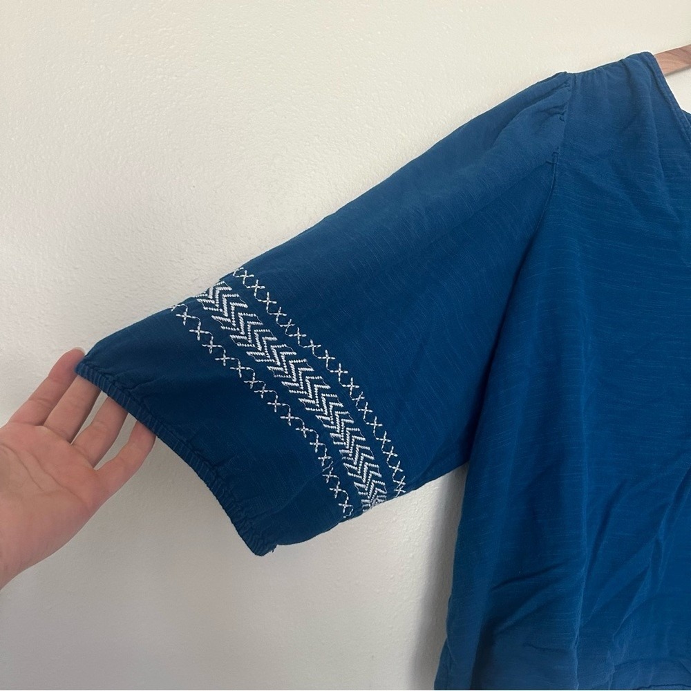 ELIZABETH and JAMES Boho Embroidered Dolman Sleeve Button V-Neck - Picture 3 of 7